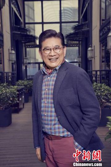 曹可凡在访谈中聊起对真人秀现状的看法