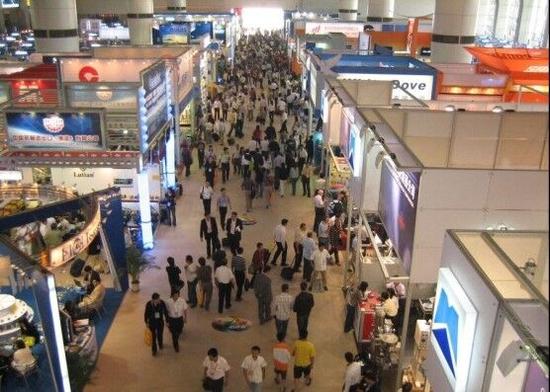 全球品牌共镶第117届广交会 名创优品大放异彩