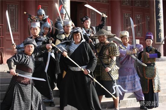 《神探包青天》雷英、钟雄与众杀手