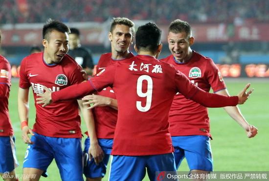 河南建业双喜临门 胜申花U15梯队拿全国冠军