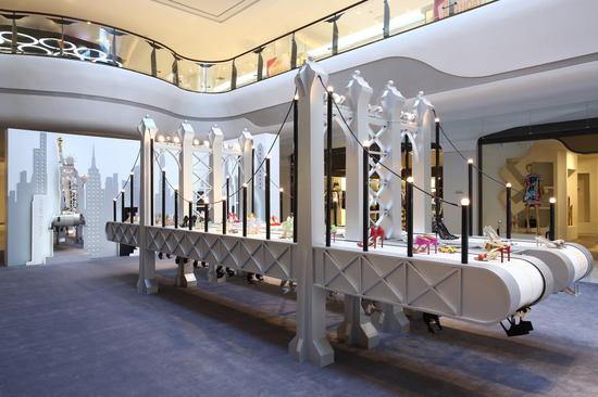 情迷STUART WEITZMAN主题展在北京SKP开