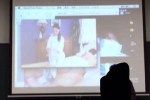 日本教授上课播成人影片 100名学生都醒了