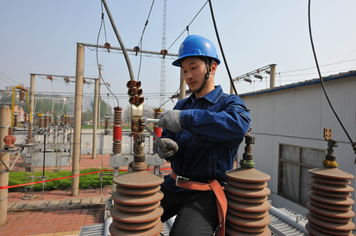 消除缺陷 保電迎峰