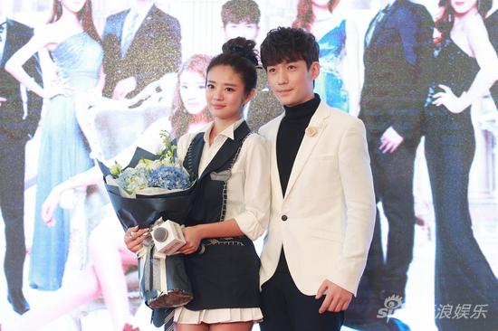 《御姐归来》安以轩皮鞭御夫 吻戏有障碍|安以