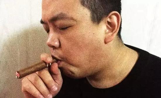 6步教你抽雪茄 关键时刻显逼格