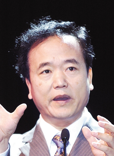 曹和平 北京大学数字中国研究院副院长、经济学教授