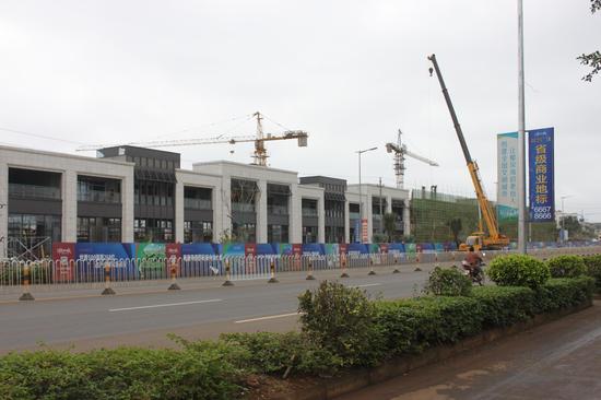 灵山镇旧城改造一期安置房已结构封顶 年底将