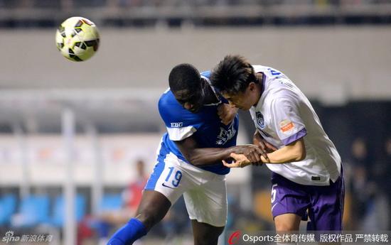 真不是黑!中超谁赢鲁能谁防守变渣_新浪天津_