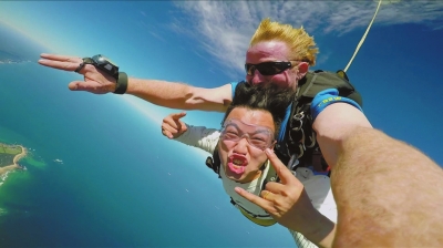 《前往》大张伟挑战高空跳伞