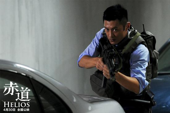 “爆烈督查”余文乐