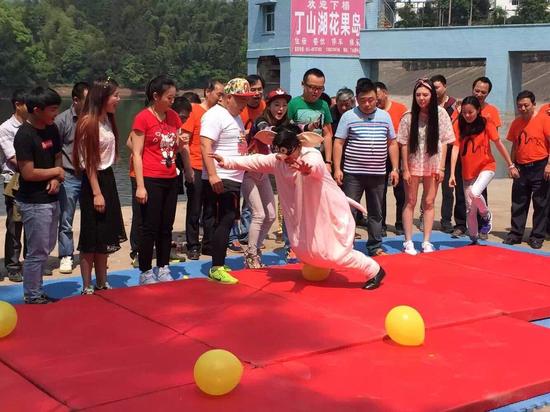 缤纷五一:重庆时尚频道崭新亮相