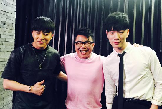 余枫获邀好声音海外选拔评委 新单将发布|余枫