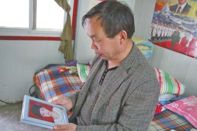 三门峡男子为朋友买8份保险 为骗收益投毒害死