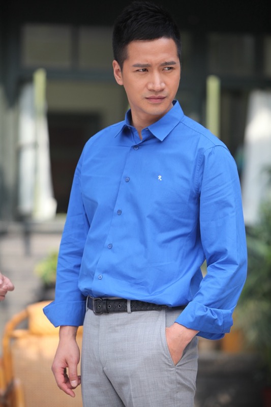 何晟铭饰演律师张凯铭