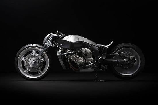 BMW Motorrad发布两部定制款摩托车