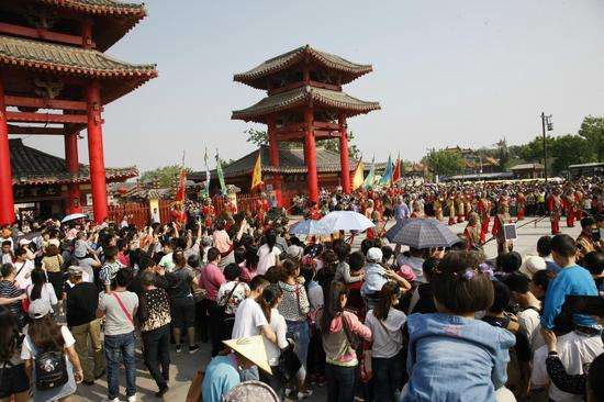 清明上河園火爆現場