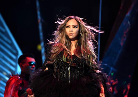 张惠妹巡演内地首站上海告捷 下一站成都|张惠