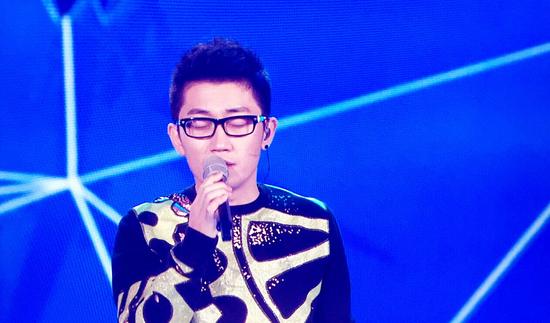 金志文献唱央视 深情演绎《我们结婚吧》|金志