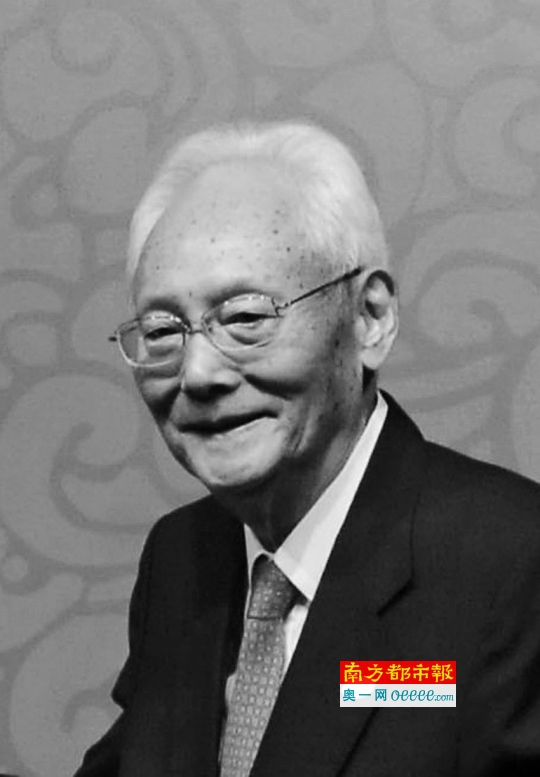 国务院港澳办原主任鲁平。 中新社供图