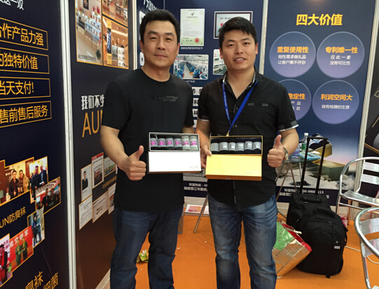 AUN防臭袜登陆山东潍坊实体店渠道