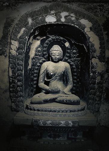 麥積山石窟雕塑藝術欣賞