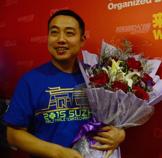 肉马龙引关注 柯以敏家居服助阵|柯以敏|马龙|世乒赛