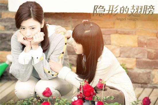 贾静雯母爱满满