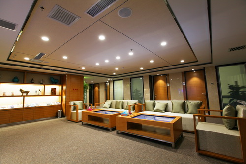 长春发展农商银行渠道转型 首家智慧银行落户