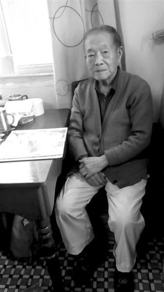 97岁弟弟从杭州飞到台湾 给100岁哥哥祝寿(组