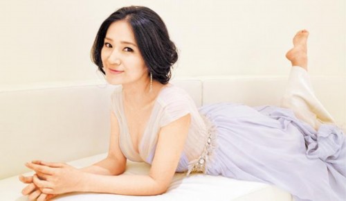 罗美玲证未婚怀孕5个月 男友江莛钧小五岁