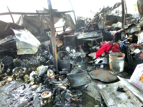 鄭州6間簡易板房失火 5萬元現(xiàn)金燒成灰