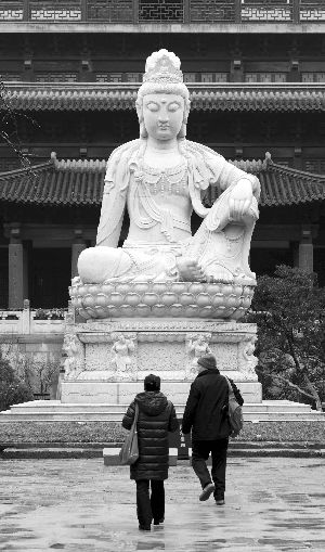 南京毗卢寺石雕佛像“观自在”