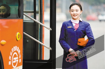 465路公交将成无人售票 让我们来看看最美售票员
