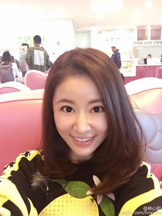 林心如甜美笑容