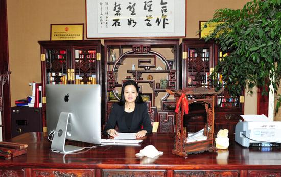 贵州合石电子商务有限公司 董事长 陈格路女士