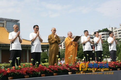 感恩浴佛生活禅  法鼓山祈愿母亲节成心灵环保日