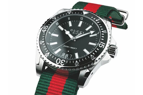 古驰(GUCCI)DIVE潜水表