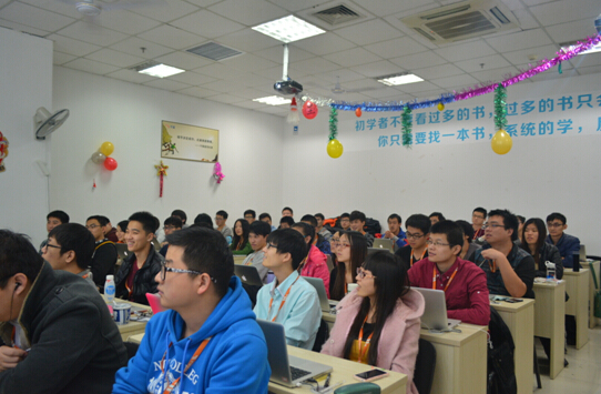 文科生选择千锋iOS培训脱离大学就业危机感