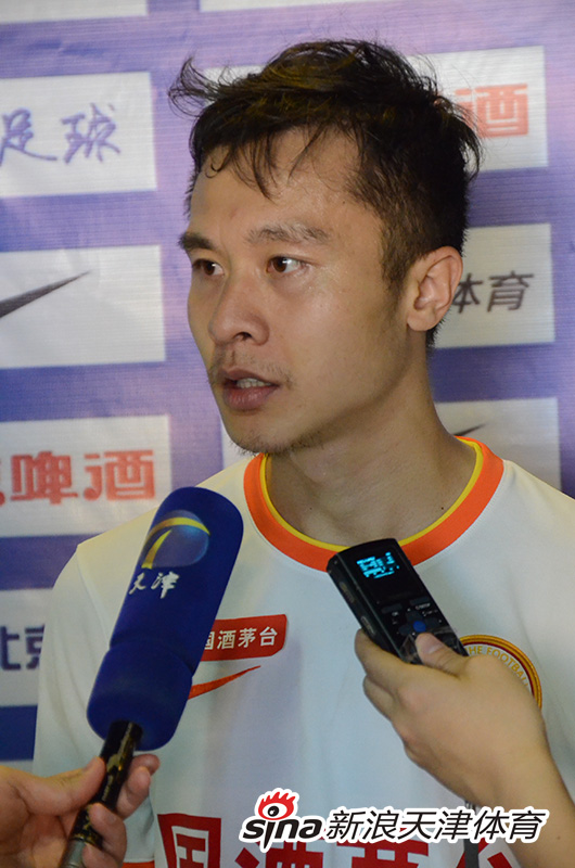 冯仁亮:足协杯破门很开心 伤势好转积极调整状