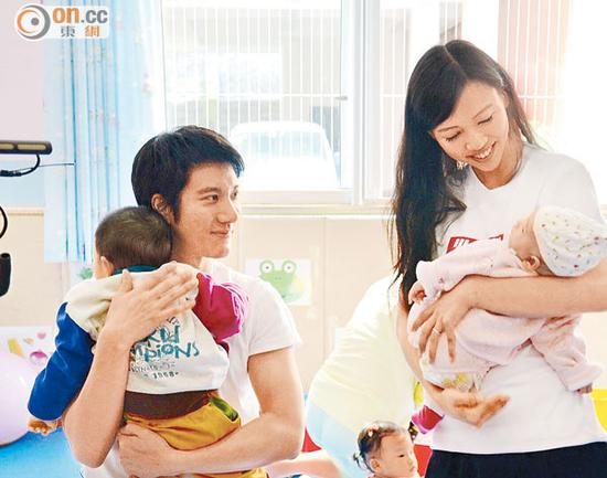 王力宏人肉速递妻子制作饼干