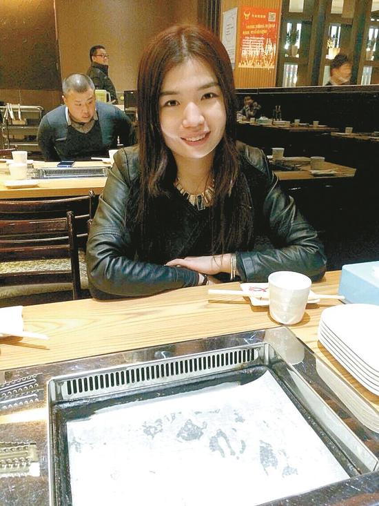 女研究生卖烤脑花 500万元风投看上她