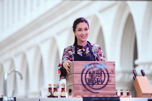 杨恭如踢馆《星厨驾到》