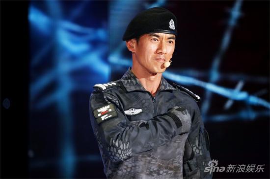 任天野《天天向上》硬汉风采