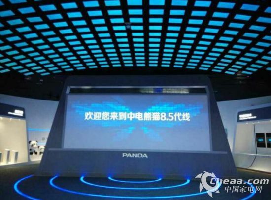 中电熊猫正式推8.5代线IGZO面板:实现百屏拼接