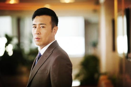 于和伟总裁形象