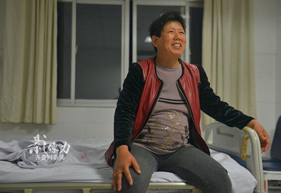 山东高龄失独母亲再生育 剖腹产男婴
