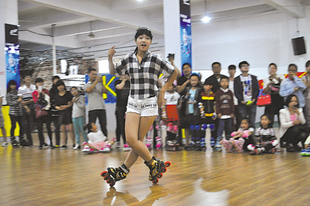 宁波市轮滑训练基地落成 世界冠军冯辉等助兴
