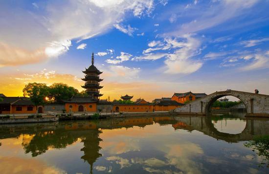 【0005】蚕宝宝的一生研学之旅1日游