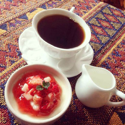 坐在电视机里喝咖啡:Guys旅行咖啡