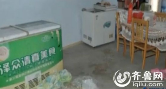 案件還要追溯到5月9號下午三點,當時,海陽市公安局110指揮中心接到一女子報警,她說在自家房子的冰柜里發現了一具女尸。